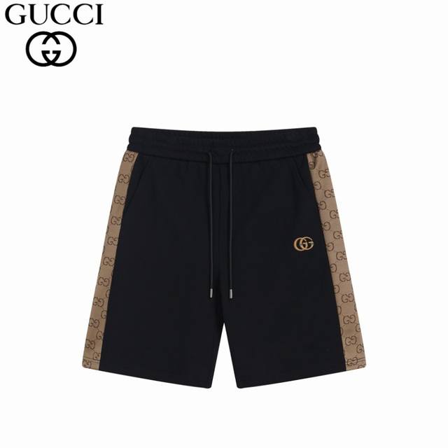 Gucc 古驰 24Fw绣花串标短裤 Ss新款针织短裤，定制面料，提花针织工艺，刺绣Logo。版型紧致立体，直条纹拼接，定制裤绳五金质感强，顺滑，上身舒适透气，