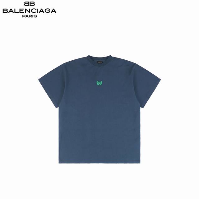 Balenciaga 巴黎世家 25Ss 麦穗双B刺绣短袖 面料采用进口机器织造而成，布面纹路的独特性创造出完美的成衣效果 面料采用净布260克重 搭配320克