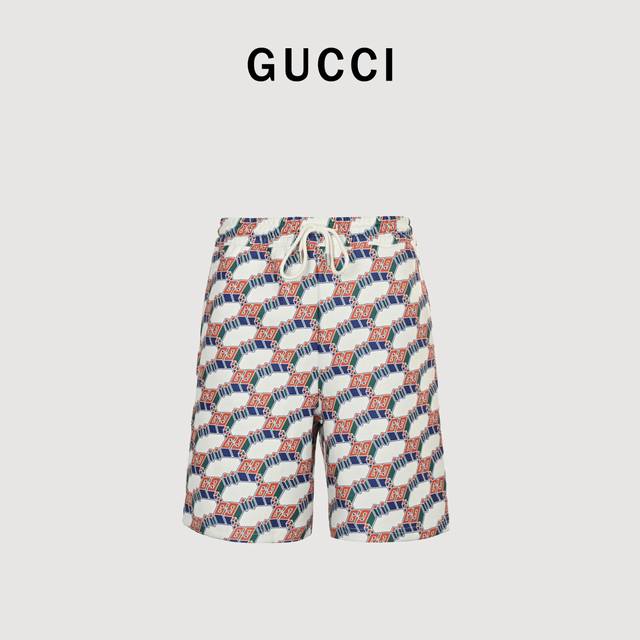 Gucci 古驰 Gg满印 印花短裤 印花采用日本进口珍珠浆先打底再印色再包边共用35道工艺完成 展现 Logo印花立体效果，成品耐水洗不脱浆，全手工缝制标，