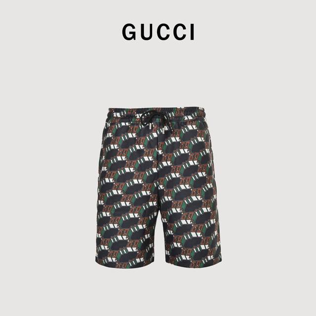 Gucci 古驰 Gg满印 印花短裤 印花采用日本进口珍珠浆先打底再印色再包边共用35道工艺完成 展现 Logo印花立体效果，成品耐水洗不脱浆，全手工缝制标，