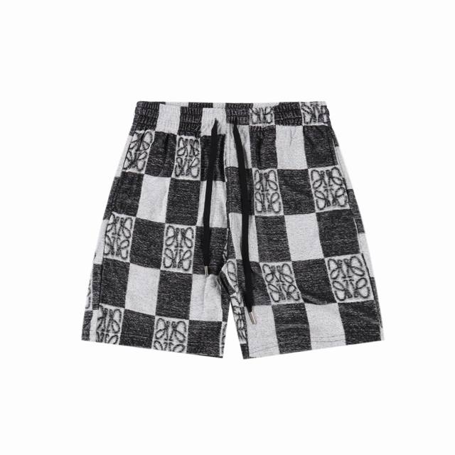 Loewe 罗意威 25Ss 毛巾棋盘格撞色图腾套装短裤 专柜同款毛圈棋牌格提花毛巾短裤，定制同缸染毛巾面料使整体高透气和柔软性的质感更加凸显， 饱满的棉质感引