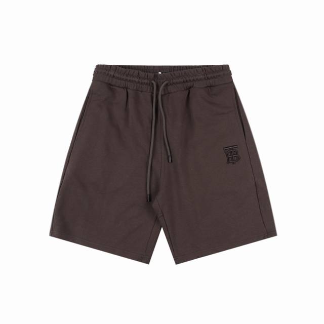 Burberry 巴宝莉 便签短裤 又是一款这个夏天不得不收的Burberry爆款！ 太好看啦马上入手不要犹预、巴宝莉短裤里面最爆的单品！ 干爽透气.耐穿完美不