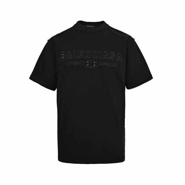 Balenciaga 巴黎世家 25Ss 贴布字母反缝破洞短袖 独家 克定织定染布料 质感柔软舒适 磨破工艺 反穿设计 胸前字母双B贴布绣 Os落肩宽松版型 春