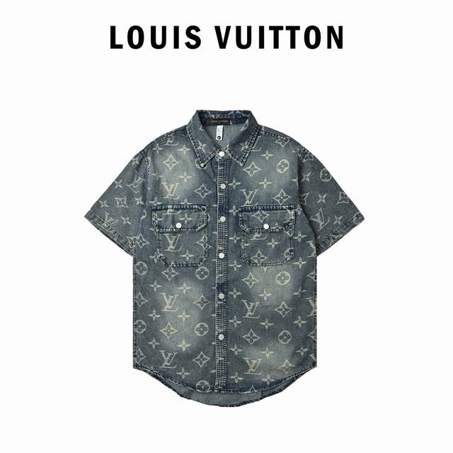 Louis Vuitton路易威登24Ss新款老花牛仔短袖衬衫 本款水洗牛仔短裤呼应当季航海主题，为漂白效果 可搭配同款短袖衬衫，打造夏日清新造型。休闲版型 0