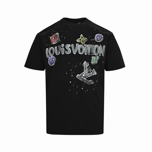 Louis Vuitton 路易威登 25Ss 手绘老花字母印花短袖 三标齐全 采用冰丝索罗娜面料！前幅手绘工艺 手感非常舒服 Os落肩版型，时尚又个性，超级百