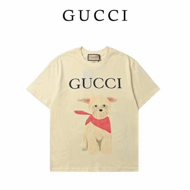 Gucci 古驰 卡通重工印花高克重短袖T恤 选用客供定制针织 %纯棉面打造,面料手感细腻，厚实有质感的纯棉布 高密度的机织工艺，如棉絮般柔紧致舒适，有挺括感，