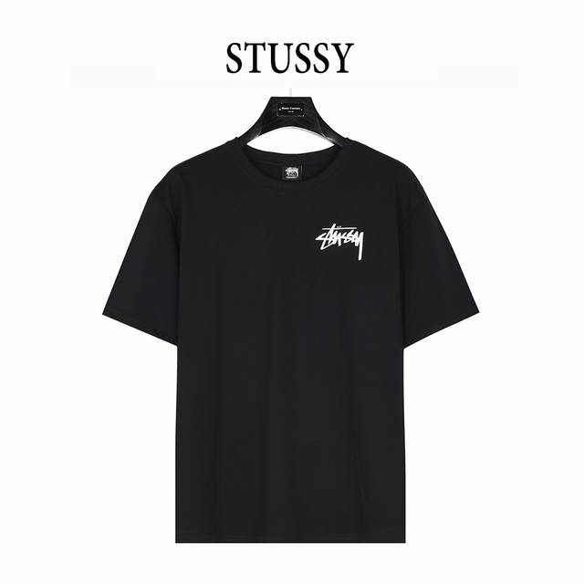 Stussy 斯图西 25Ss 毛绒骰子印花Logo短袖T恤 经典版型玩味设计，加州风情随性无拘束，260G纯棉面料厚实立挺不软塌， 版型正，柔软舒适透气，不闷