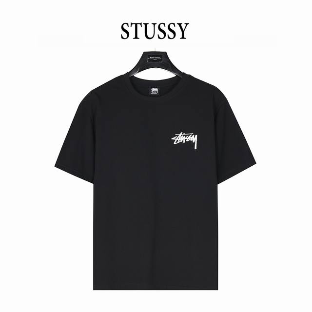 Stussy 斯图西 25Ss 樱桃黑八印花Logo短袖T恤 前幅字母印花搭配背后樱桃黑八图案，260G纯棉面料厚实立挺不软塌， 版型正，柔软舒适透气，不闷热，