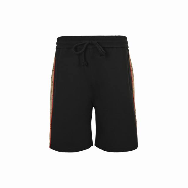 Gucci 古驰 25Ss 侧边双G织带拼接短裤 2025Ss新款平纹针织棉布短裤，黑色毛圈定制针织面料， 采用威化布织法，超高端针织工艺，版型紧致立体，定制裤