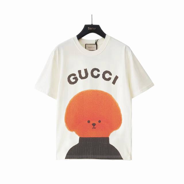 实拍细节图+尺码表 Gucci 古驰 趣味萌萌小狗系列短袖T桖 选用客供定制针织100%纯棉面打造,面料手感细腻，厚实有质感的纯棉布 高密度的机织工艺，如棉絮般