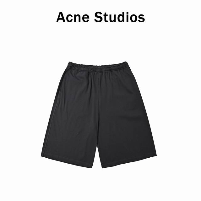 Acne 25Ss 口袋印花短裤 采用定制380G 100%纯棉面料 内里加薄绒 对版一致 ，肤感舒适 质感十足。定织定染，颜色100%一致。笑脸章仔绣花工艺打