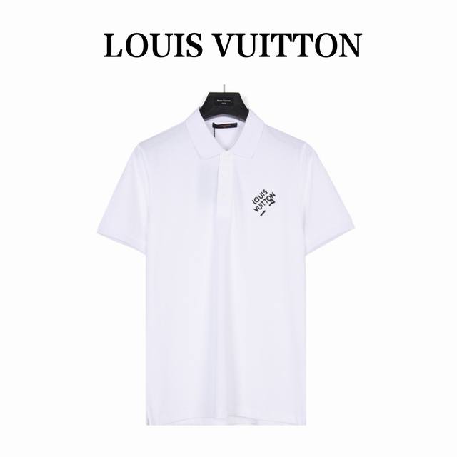 Louisvuitton 路易威登 胸前胸针Polo短袖 23夏季渠道限定配色，好多Polo衫都显得老气，而这款却意外的阳光帅气 上身超级洋气有气质，女生也能轻