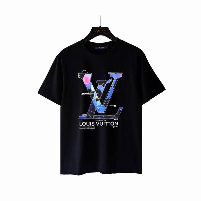 实拍细节图 +尺码表 Louis .Vuitton Lv路易.威登24Ss大Logo印花T恤宽松短袖 男女同款 定制大Logo设计，宽松版型显瘦好看，专柜订制顶