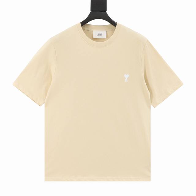 Ami圆领平绣小白爱心T恤 Ami圆领平绣小白爱心T恤 经典热卖款 Size：S-Xl