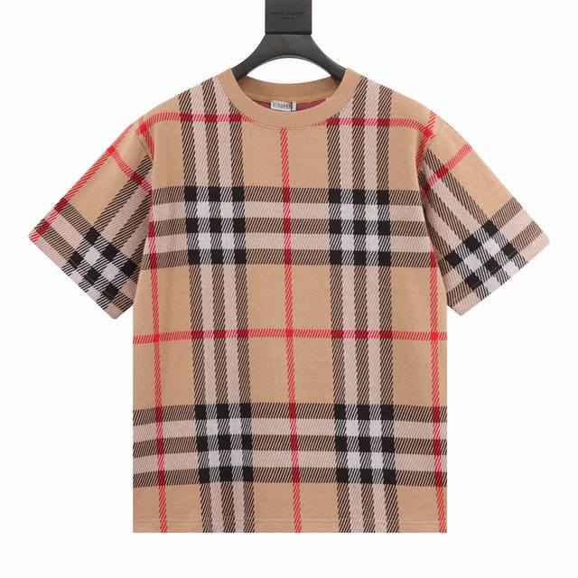 Burberry 巴宝莉 格纹针织短袖T恤 原版短袖7700，72%羊毛28%化纤，原版三种颜色定染纱线。 12针进口电脑织机，三种纱线交织在一起形成的颜色还原