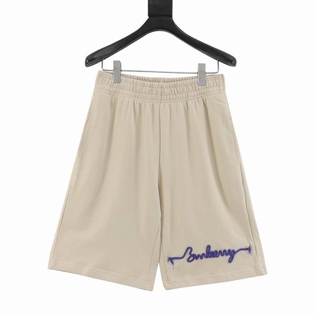 Burberry 巴宝莉 绳字绣花短裤 原版6700购入，面料采用420G全棉鱼鳞毛圈面料制成，灰白色布料，订染，定制绣花粗绳。粗绳1000码起订量，染色还原原