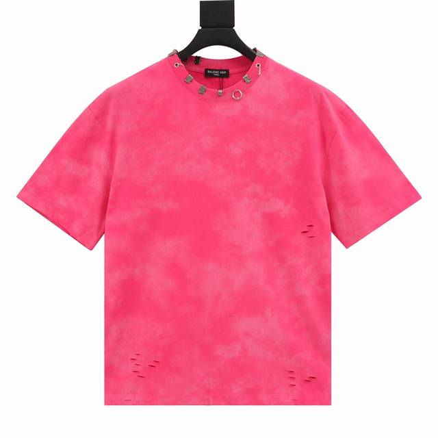 Balenciagag 巴黎世家 铆钉穿刺水洗破洞短袖 定织定染国标高支高密280克重磅面料，380克双纱十字罗纹，螺纹采用同缸染色，颜色一致无色差，水洗不易不