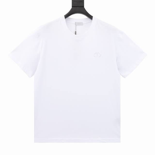 Dior 迪奥 经典刺绣Cd圆领短袖 小Cd集气质与优雅于一身的经典短袖Tee 经典 简约 隽永的基础款短T 柜台常青款系列，今年面料的再次升级 质感Chao级