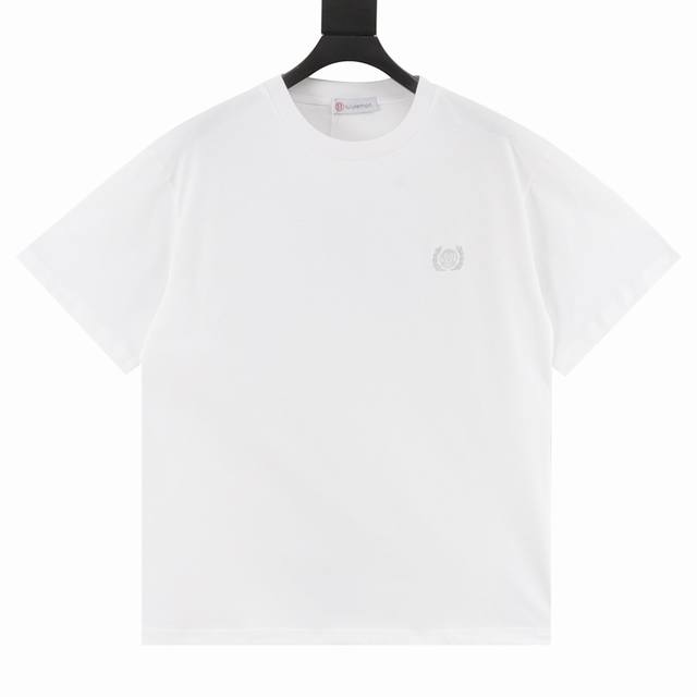 Lululemon 璐璐乐蒙 限定字母徽标短袖T恤 面料采用260克重精梳棉，定制32支1*1螺纹，成衣两遍水洗处理，面料舒适亲肤无异感，定制定染面料， 纺织密