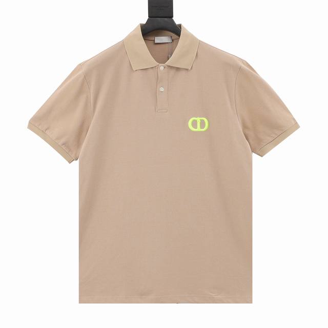 Dior 迪奥 经典刺绣Cd圆领短袖Polo 小Cd集气质与优雅于一身的经典短袖Tee 经典 简约 隽永的基础款短T 柜台常青款系列，今年面料的再次升级 质感C