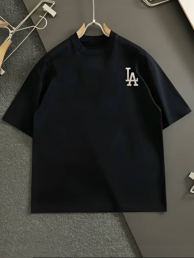 加码啦！最大穿到 斤 盛夏超级福利60单件 盛夏超级福利160三件 2025夏季潮牌经典短袖T恤回馈所有新老客户尺码可选 款式可选 一包配3件 款式任你挑，大量
