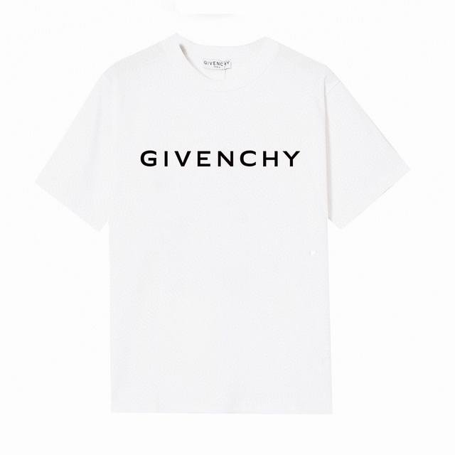 Givenchy 纪梵希字母短袖T恤,简单的设计看起来特别大方！版型剪裁特别有讲究！上身很洋气显瘦内搭外穿都看高密针织圆领设计，平整简约！亲肤透爽！T恤面料的柔