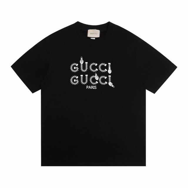 上新 高版本 Gucci古驰硅胶拉链印花短袖 最高版本！定制面料 克100%双纱全棉！字母硅胶工艺设计！ 辅料：开模原版过鉴定领标100%真丝洗水标。正品代购级