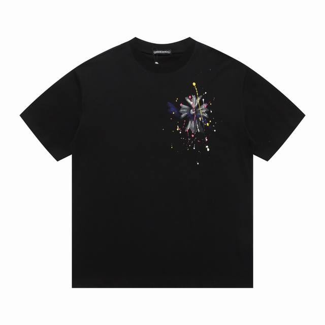 上新 顶级最高版本 Chrome Hearts 克罗心涂鸦印花短袖T恤 Chrome Hearts是一个“奢侈配饰、皮具和家具的卓越品牌，由Richardsta