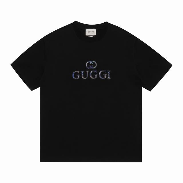 上新 高版本 Gucci古驰字母硅胶批彩色绣花布工艺情侣休闲短袖T恤 最高版本！定制面料 克100%双纱全棉！字母硅胶批彩色绣花布工艺设计！ 辅料：开模原版过鉴