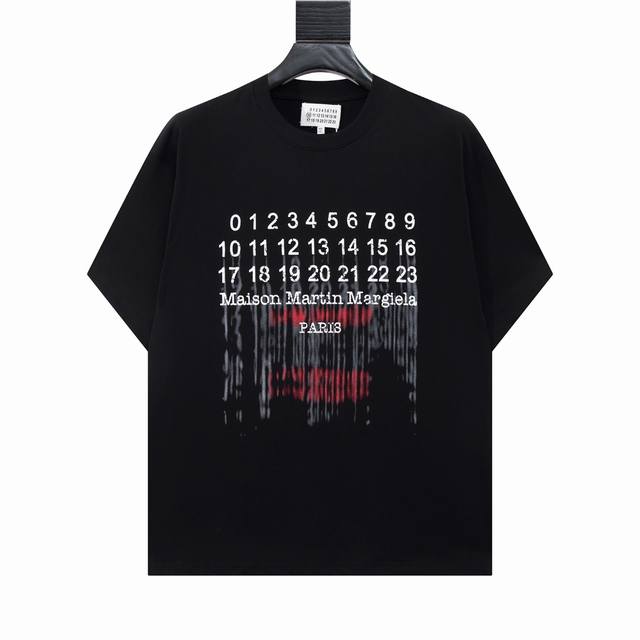 高版本Maisonmargiela 马吉拉 重影数字印花短袖，男女同款。 满满的高级感 性价比超高 手感超级柔软、细腻、柔软和不起球且不变形 G纯棉品质，后领标