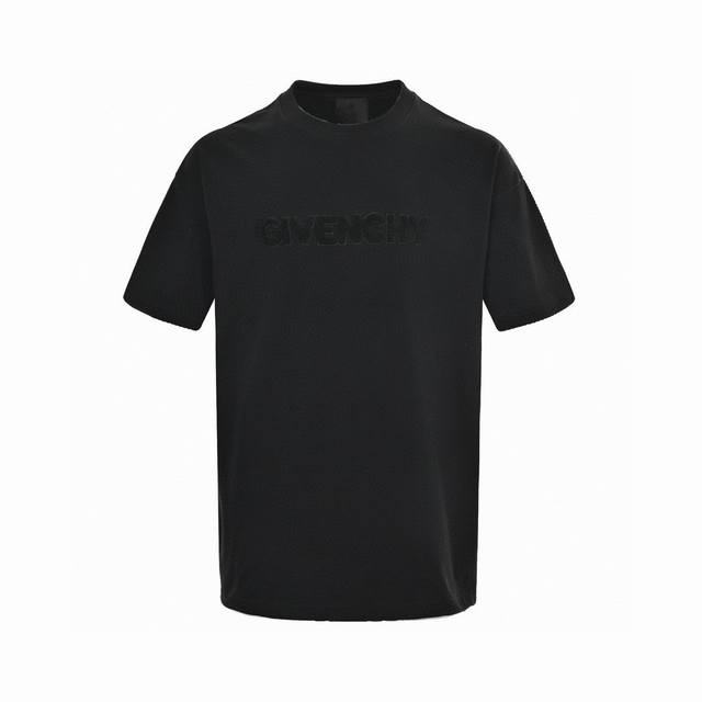 纪梵希 Givenchy 夏季新款 经典字母毛巾绣圆领短袖T恤 面料舒适亲肤无异感，定制定染面料， 纺织密度高，垂感佳，不易变形，厚织感加上紧密纺纱工艺，不会影