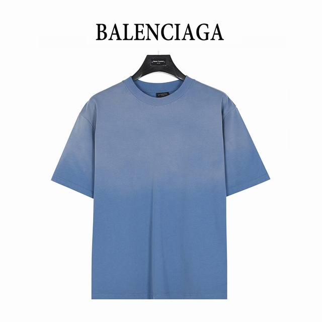 Balenciaga 巴黎世家 扎染炒雪花后背字母手绘短袖T恤 最新系列 磨破 做旧后背字母T恤，克重高达 克， 纯棉双纱面料，多重工序 细节无法挑剔，极具档次