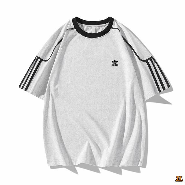 三叶草 独家实拍上新夏季高品质重磅三条杠纯色凉感落肩袖短袖复古条纹拼接小领口休闲半袖，本季主打，货源充足，放心主推，高端品质，经典设计，做工出色，经典百搭，上身