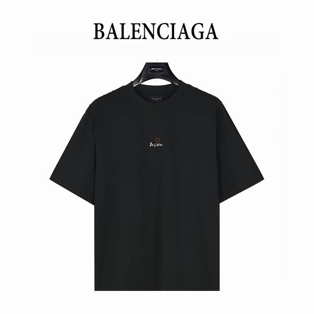 Balenciaga 巴黎世家 25Ss 手抄刺绣小爱心破洞短袖T恤 采用280重磅纯棉面料 手工破坏 随意对比 定织定染 高敏感特殊色 我们对面料的要求是要在