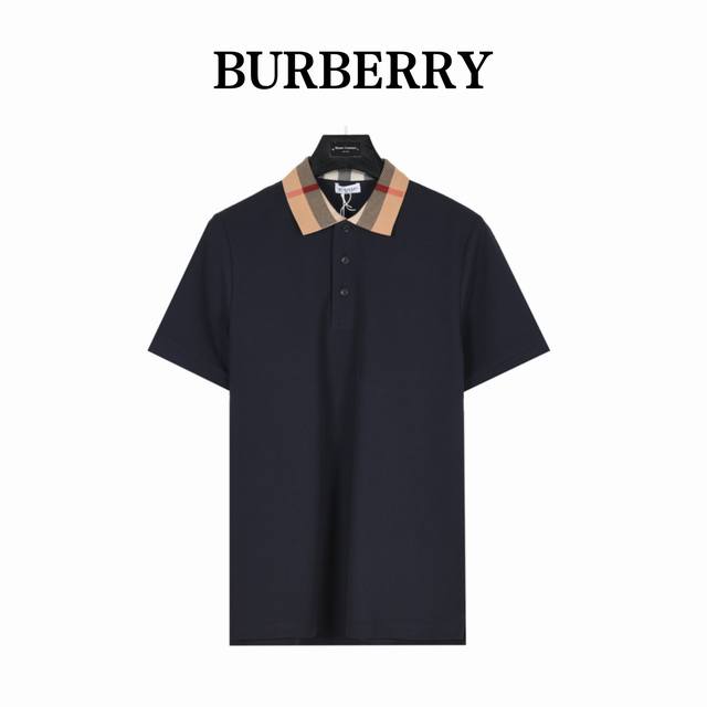 Burberry 巴宝莉 经典领口格纹短袖Polo衫 原版品质欢迎对比。1:1经典复刻，合身版型Polo 衫，选用专柜优质大网眼布珠地棉面料打造，跟市场上小网眼