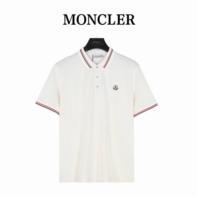 Moncler 蒙口 经典小标领口织带短袖Polo衫 衣领为双系统提花定织扁机制成，有弹性，不变形，衣服全部原生布捆边，前胸双层面筒，无明线，无散口，袖口，前胸