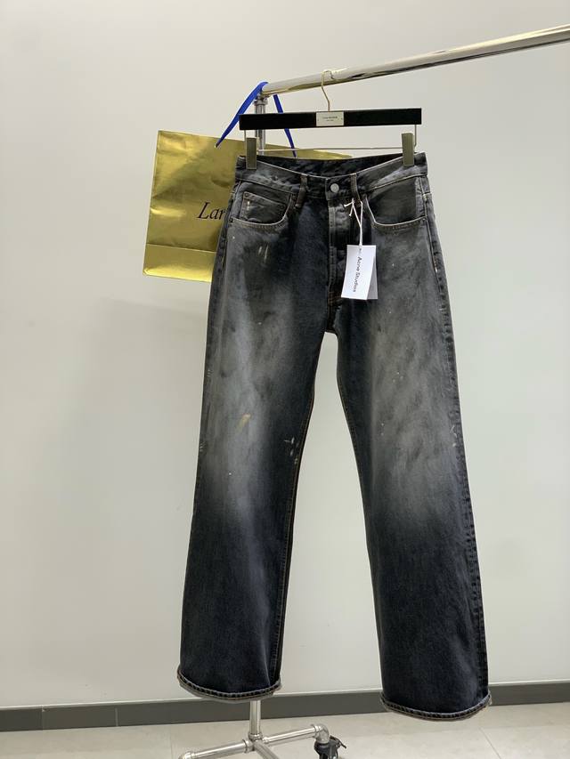 Acne Studios 瑞典时尚品牌，2025春季最新款，时尚休闲牛仔裤，官网专柜同步有售，原单狠货，顶级印花工艺字母图案Logo，原版五金辅料装饰，彰显着年