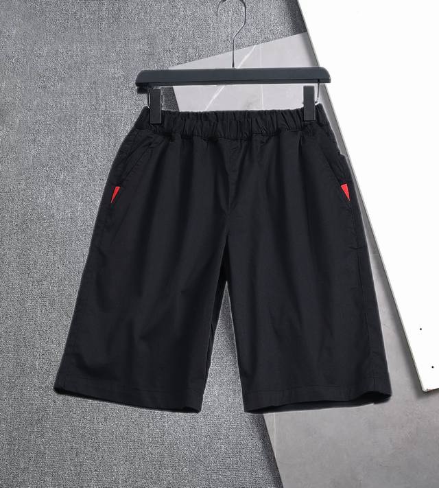 Supreme & Lv联名夏季男款休闲短裤，采用极柔软，舒适且有弹力棉面料，腰围可收缩大小，M-Xxl，最大可穿190 黑色