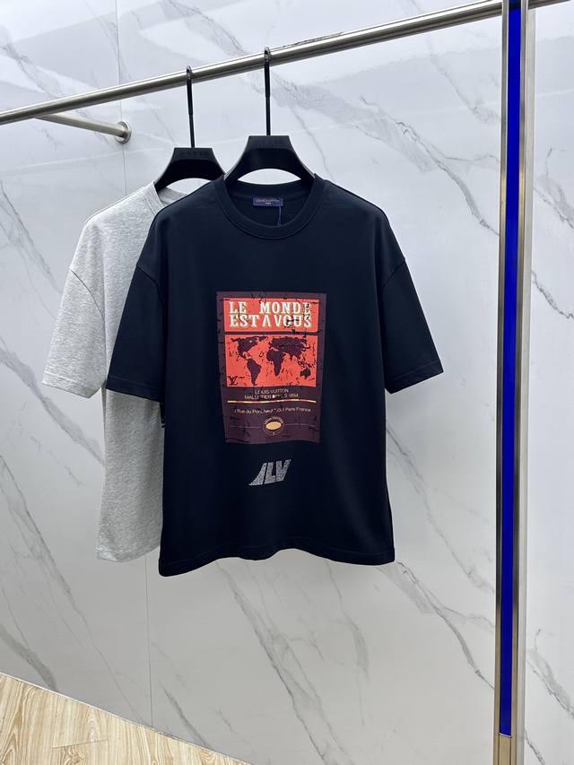 Louis Vuitton 路易威登 最新印花半袖T恤 罗纹衣领 100% 棉 精选Zp定织定染高密度纯棉面料，布纹清晰 手感柔软舒适 立体图案Logo印花烫钻