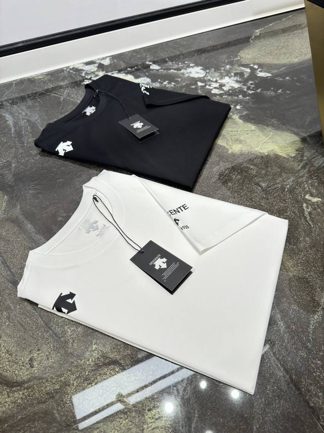 Des25S春夏新款休闲圆领短袖，码数S-3Xl