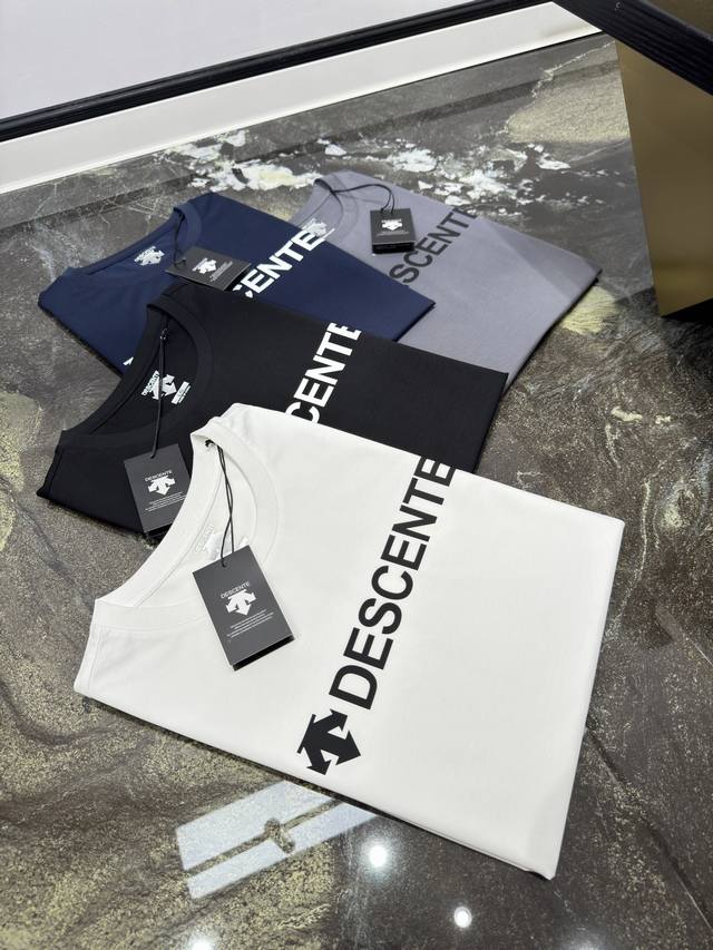 Des25S春夏新款休闲圆领短袖，码数S-3Xl