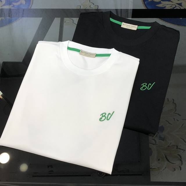 Bv 葆蝶家2025春夏新款原单男士圆领短袖T恤 高版本 渠道货 高端定制 时尚百搭 柜台同步售卖 立体刺绣Logo设计 客供定制进口120支双丝光棉面料，穿着