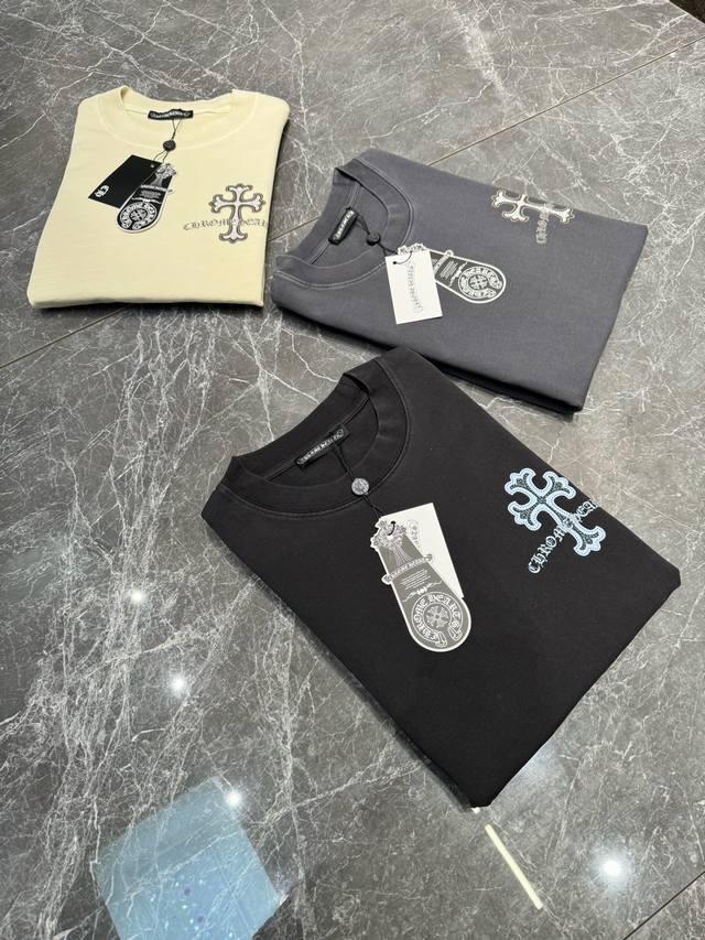 Chrome Hearts 克罗心25Ss新款圆领水洗系列T恤！经典之作！男女同款！经典克罗心烫画立体设计.烫钻工艺层叠设计～大男孩风格～成衣选用高克重320G