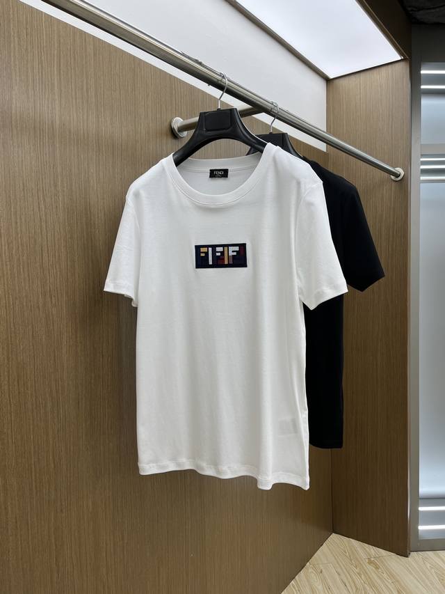 Fd Ss春夏新款短袖T恤，冰潮丝光棉系列越洗越柔软 官W1-1 高版本 顶级图案Logo，帅气时尚，简约百搭款。不仅挺括，保持潮流的廓形，又穿着舒适，纱织更细