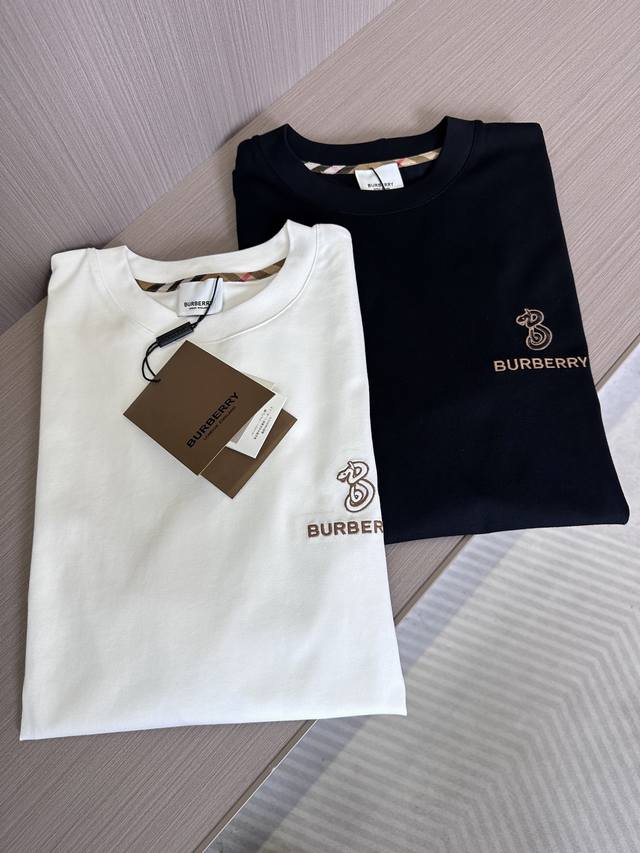 Bbr家25Ss春夏新款圆领短袖，定制纯棉材质，舒适透气，胸前刺绣蛇年创意字母设计 时尚百搭，休闲单品 颜色：黑色，白色 码数：S-2Xl