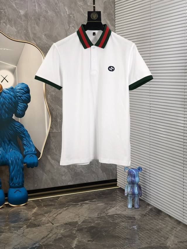 Gucci。2025Ss春夏新品 翻领短袖Polo衫。 客供进口100%珠地棉面料，甄选上等长绒棉花原料，面料属性皆为上乘，网眼结构细腻自然，经过水洗后，M肌理