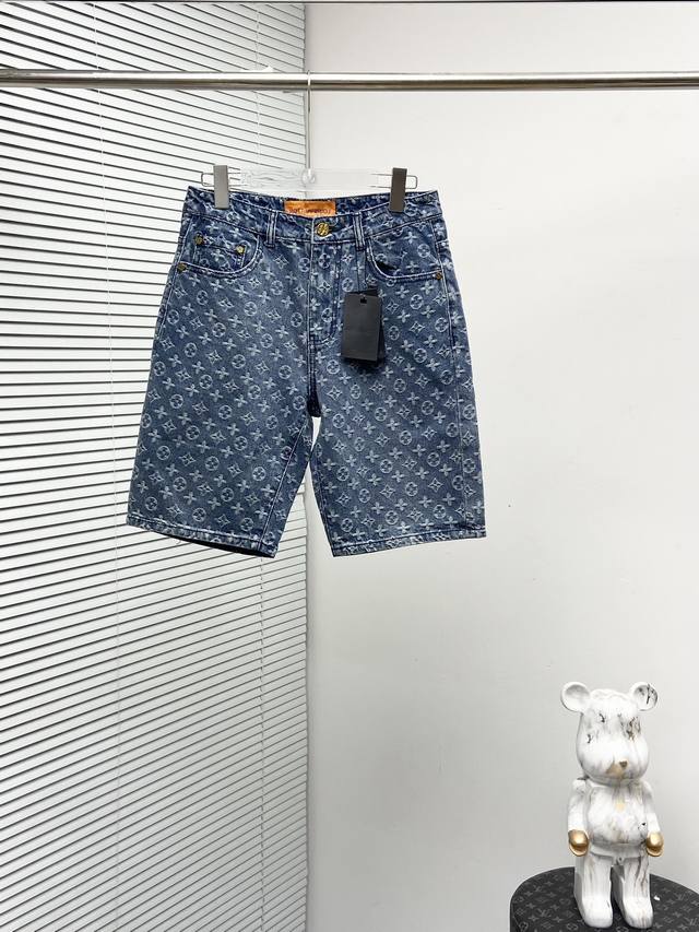Lv 24Ss春夏新款牛仔短裤，品牌全新推出发售，选用进口原单面料，高端品质，精细做工，穿着休闲时尚、潮男必入单品 码数:30-36