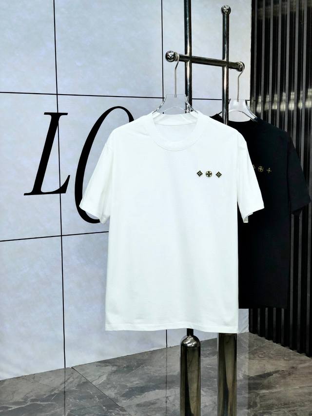 Lv 2025夏季新款 小标休闲T恤 定制260G高支纯棉面料 宽松版型 工艺精细 舒适休闲百搭，透气性极好 颜色：黑色 白色 尺码: S-3Xl