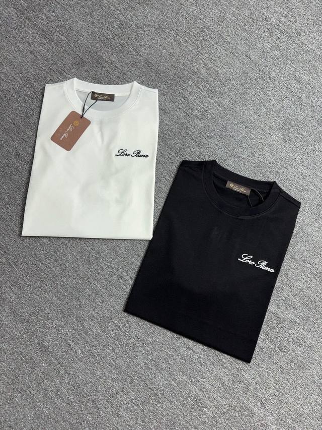 Loro Piana Ss25 春夏男装 采用优质定制双丝光面料 其面料特点。轻薄 丝滑 透气 耐洗 S-Xxxl 现货！
