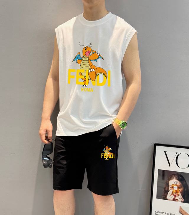 直 品牌 Fendi 芬迪 2025春夏季新品背心套装，经典简约款式 任何人都可以轻松驾驶 进口定制丝光棉面料 手软舒适有型 吸汗透气 ，胸前经典品牌字母Log